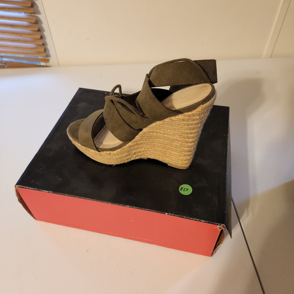 Charlotte Russe wedges